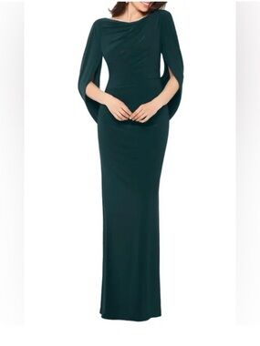 NWOT! Betsy & Adam Emerald Green Long Sleeve Cape-Back Evening Gown